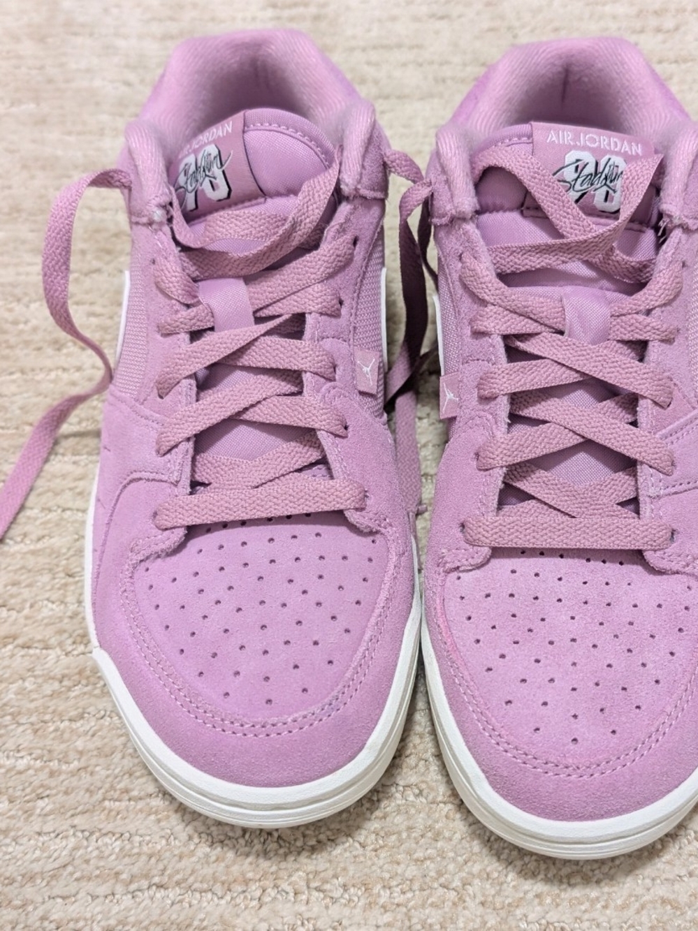 Jordan Women's Pink Suede Stadium90 Low-Top Sneakers